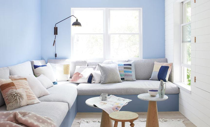 2067-60: Windmill Wings by Benjamin Moore