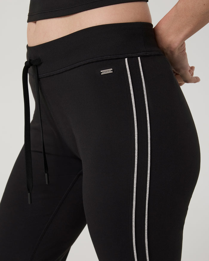 Vuori Halo Low Rise Slim Flare Retro Pant