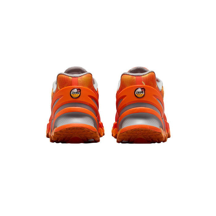 Air Max DN8 SP x Palace - Safety Orange