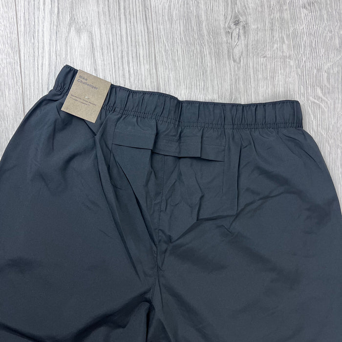 Nike 'Challenger' Pocket Shorts - Black