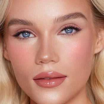 CHARLOTTE TILBURy Matte Beauty Blush Wand بلاشر فاخر من شارلوت تيلبوري