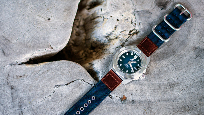 Boldr watch with Vario cordura watch strap