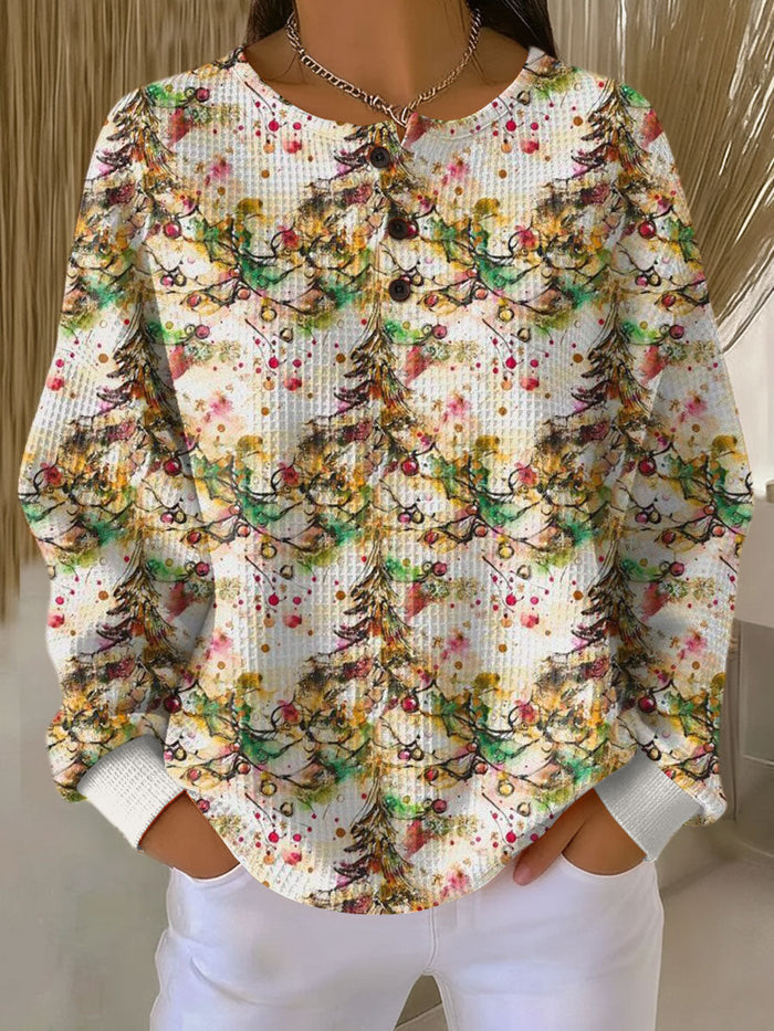 Elyvessa cozy multicolor sweater with festive Christmas tree pattern