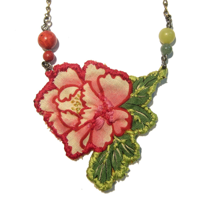 Red Coral Green Aventurine Serpentine Flower Embroidered Necklace
