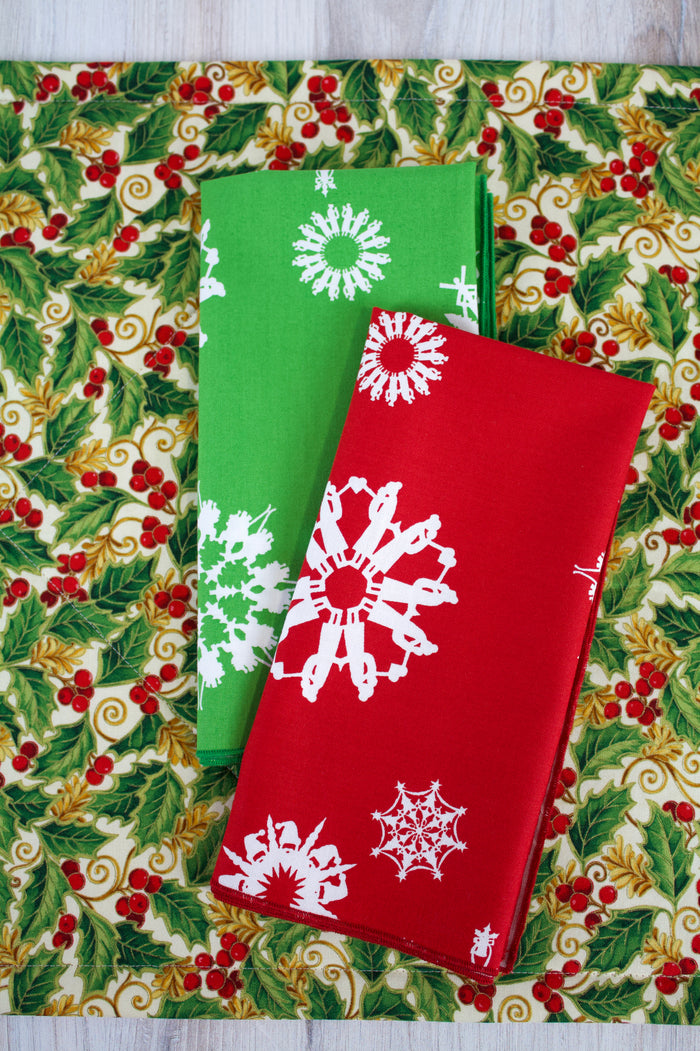 Folksy Flakes Christmas Napkins (Set of 4)-The Blue Peony-Category_Napkins,Category_Table Linens,Color_Green,Color_Red,Department_Kitchen,Material_Cotton,Theme_Christmas,Theme_Winter