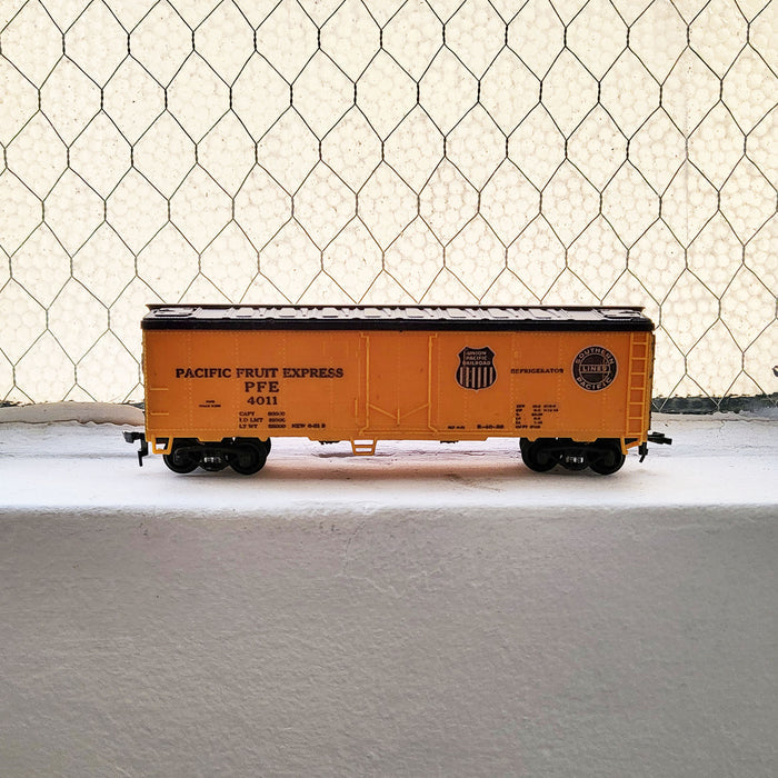 HO model toy 'Union Pacific Fruit Express' train boxcar for graffiti writer gifts and train enthusiasts.