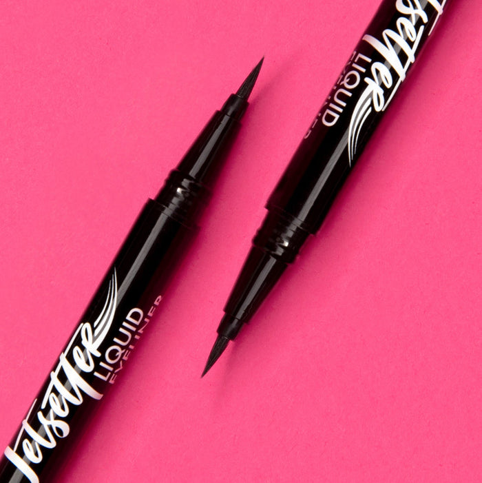 LA GIRL Jetsetter Liquid Eyeliner قلم لاينر تحديد العيون