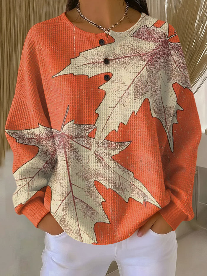 Maja cozy waffle-knit sweater in leaf green with a relaxed fit