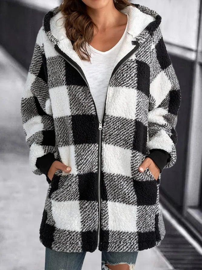 Marita warm oversized cardigan with front pockets in a relaxed fit