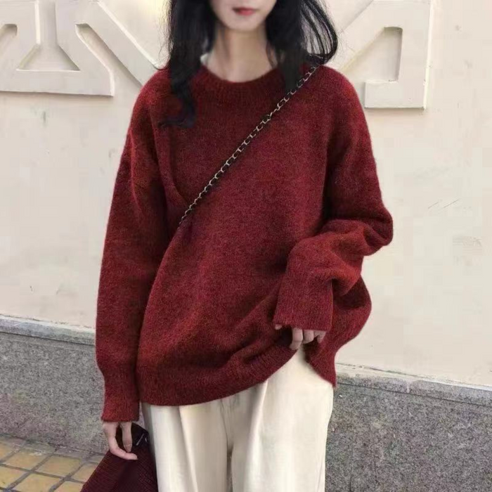 Miola casual long sleeve round neck sweater with a relaxed fit
