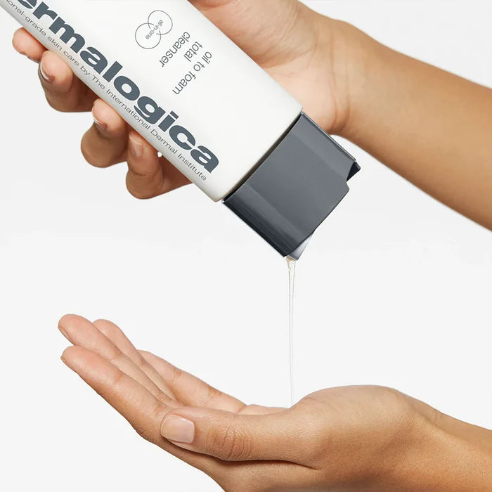 Oil to Foam Cleanser Nettoyant Tout-en-1