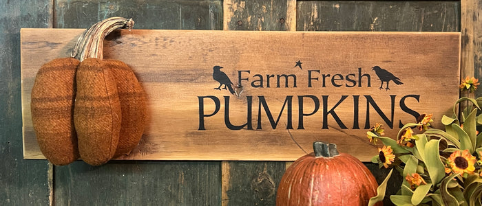 PB-225 "Farm Fresh Pumpkins" Sign with Wool Pumpkin
