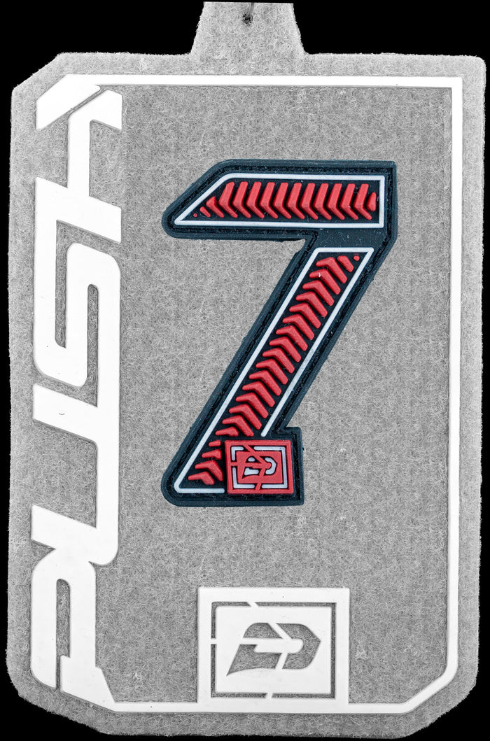 7 / Red