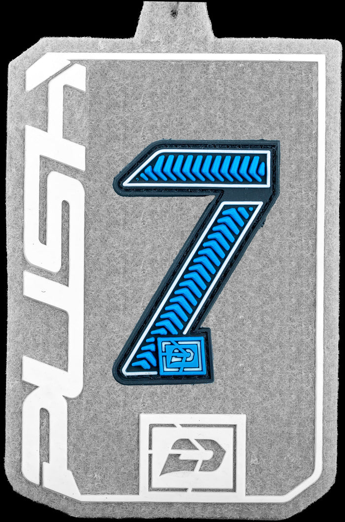 7 / Blue