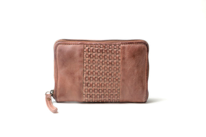 Rugged Hide Pedro