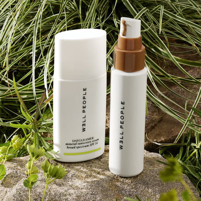 well people sunscreen and bronzing drops set