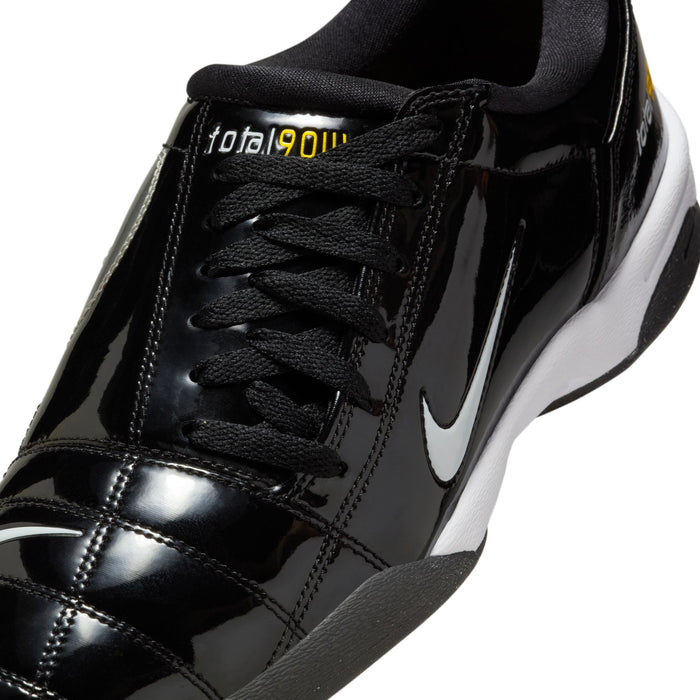 T90 SP - Black/White