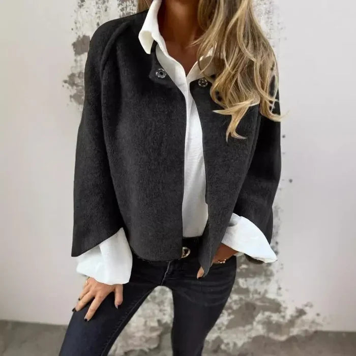 Tess modern wool cardigan with round neckline and long sleeves in beige