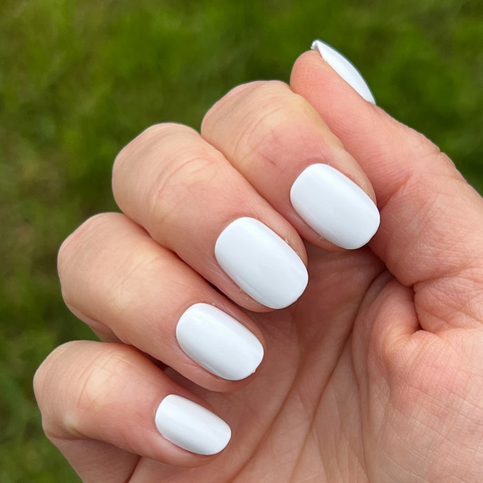 HD | Round | Extra Short clean white extra short round press-on nails for a crisp and polished mani look at home