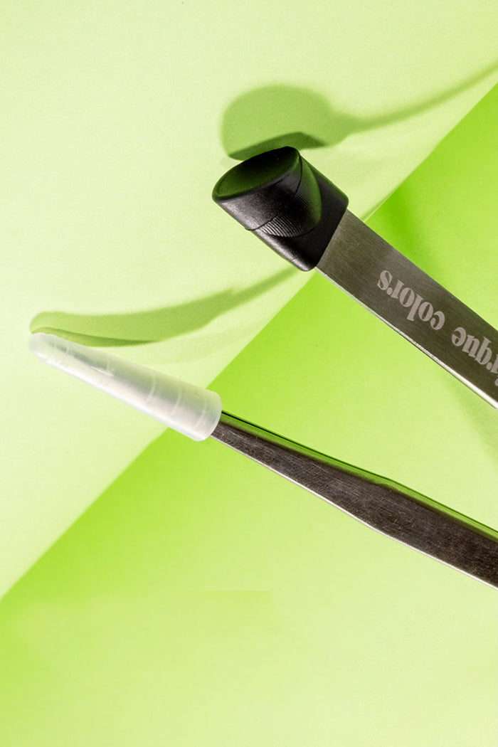 What the Pluck Tweezer
